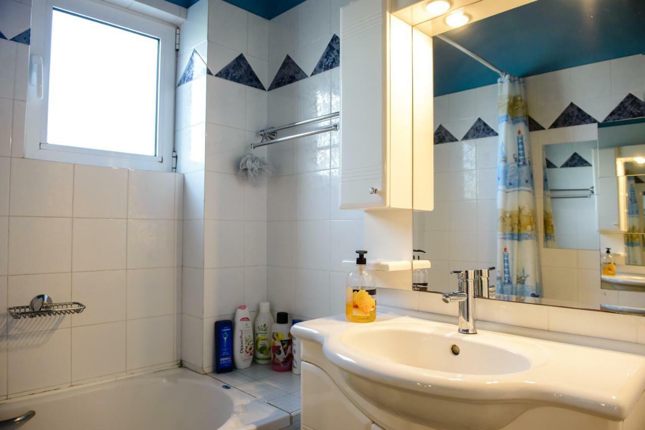 Peris Panoramic Villa Near Athens Airport Paralia  外观 照片