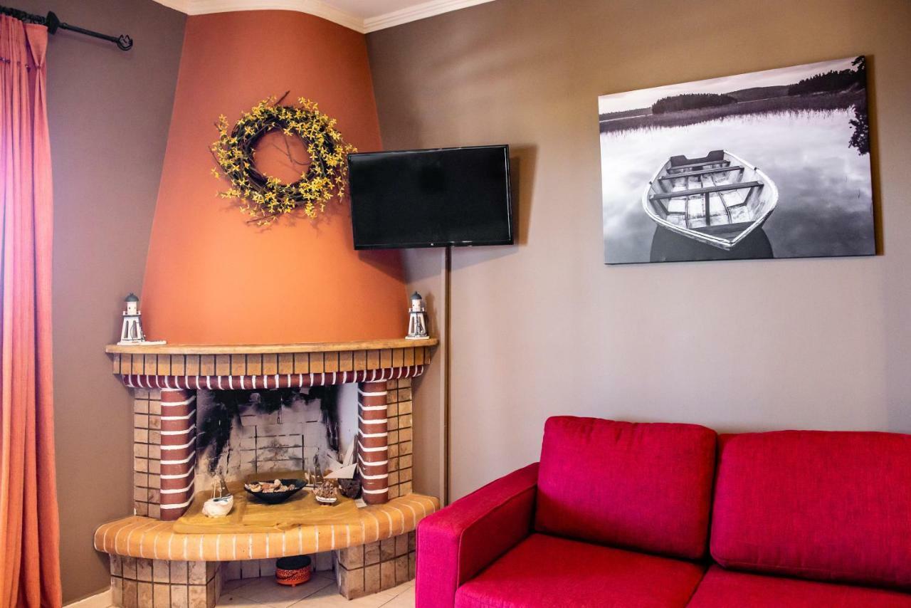 Peris Panoramic Villa Near Athens Airport Paralia  外观 照片