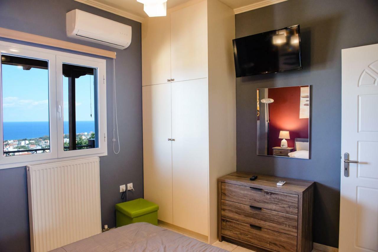 Peris Panoramic Villa Near Athens Airport Paralia  外观 照片