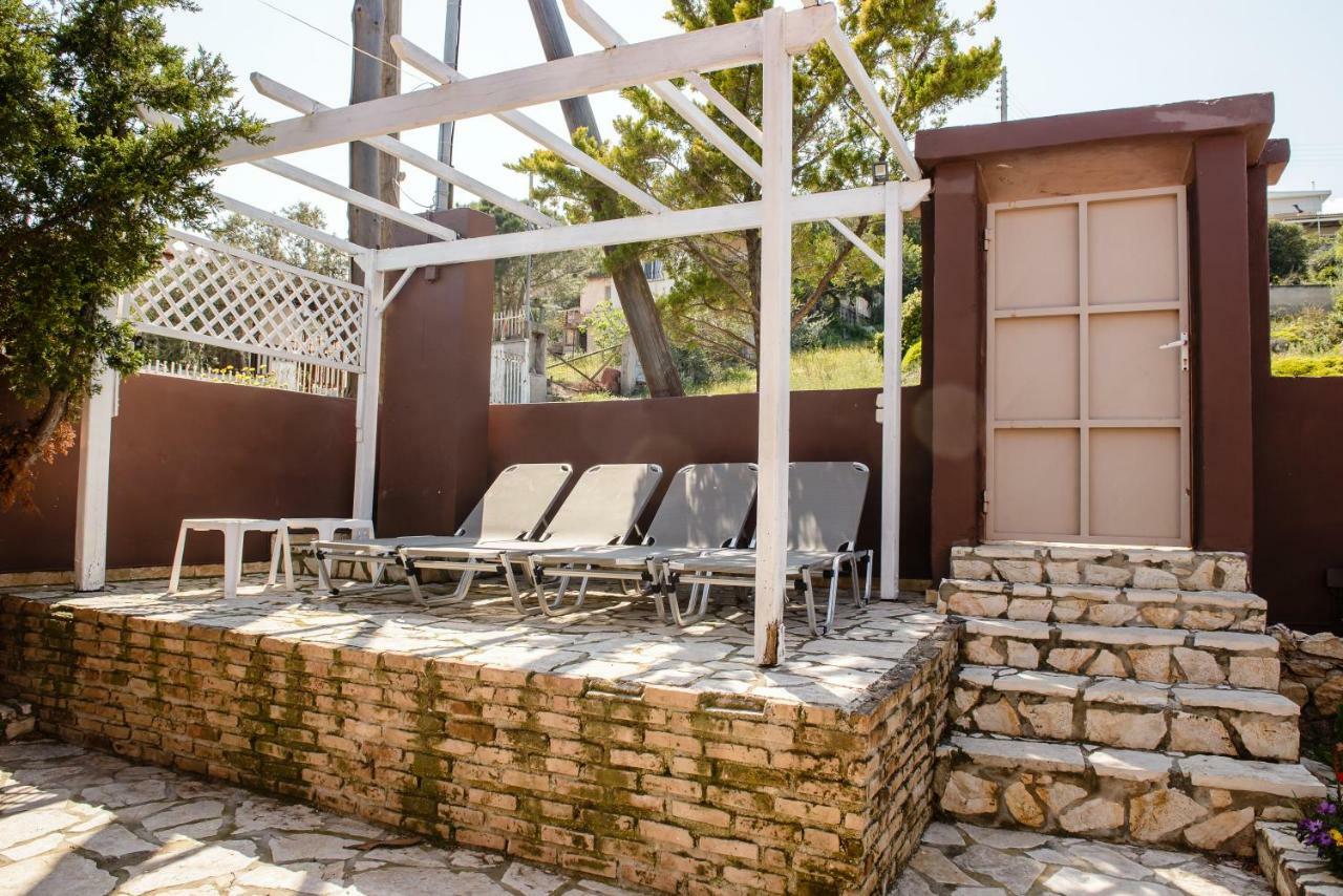 Peris Panoramic Villa Near Athens Airport Paralia  外观 照片