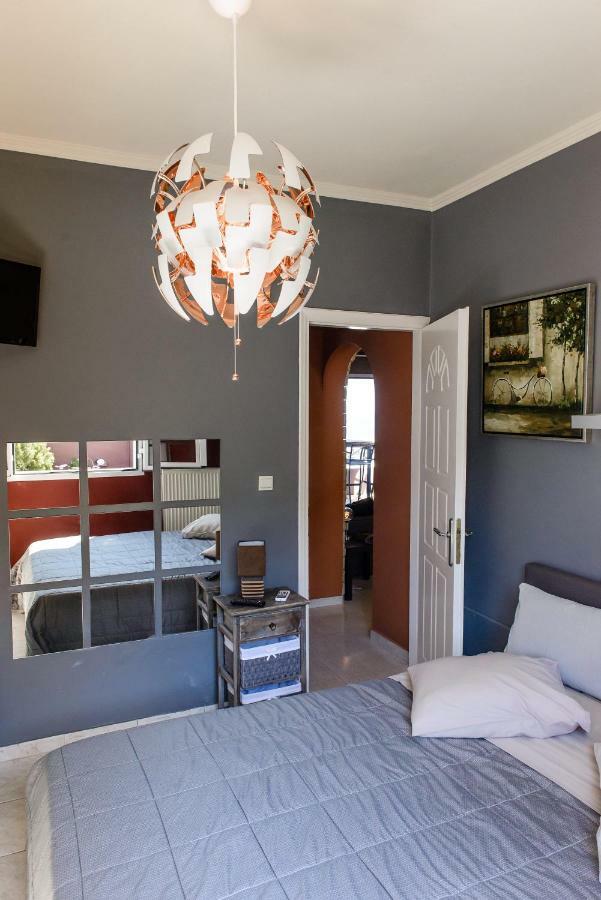 Peris Panoramic Villa Near Athens Airport Paralia  外观 照片